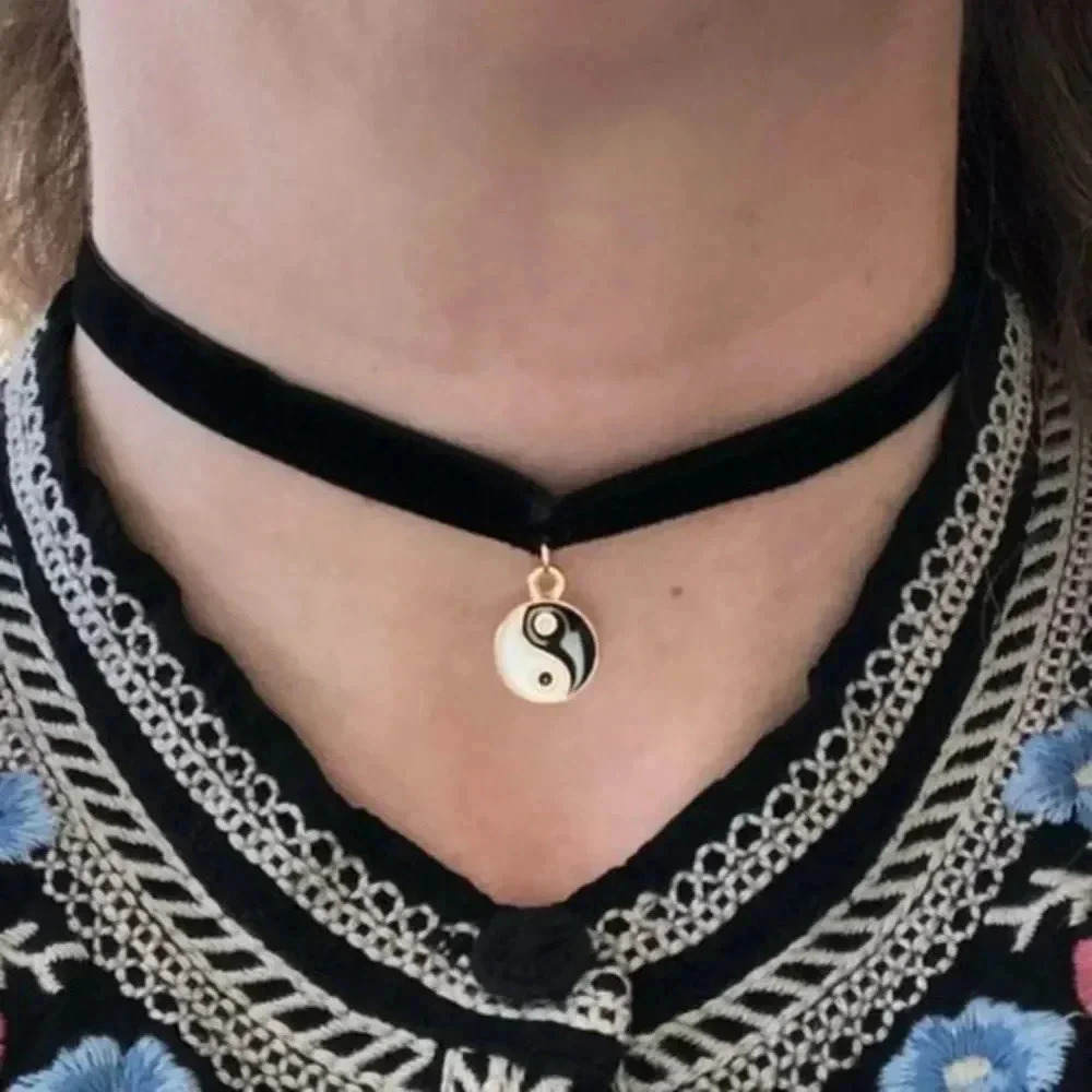7 Gorgeous Victorian Vampire Goth Halloween Chokers Set 2 - Picture 4 of 9